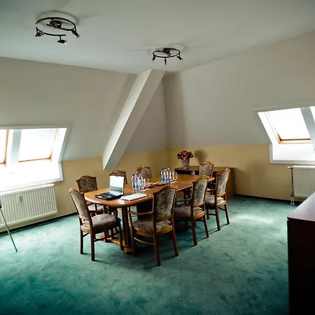 Udvarhaz Hotel 3*