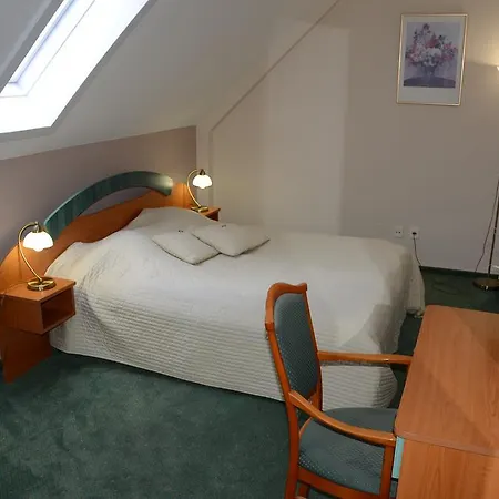 Udvarhaz Hotel