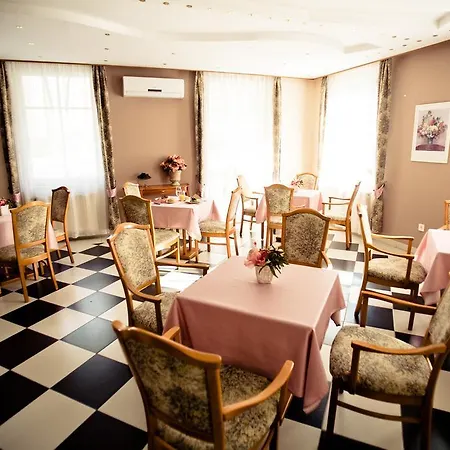 Udvarhaz Hotel Kecskemét